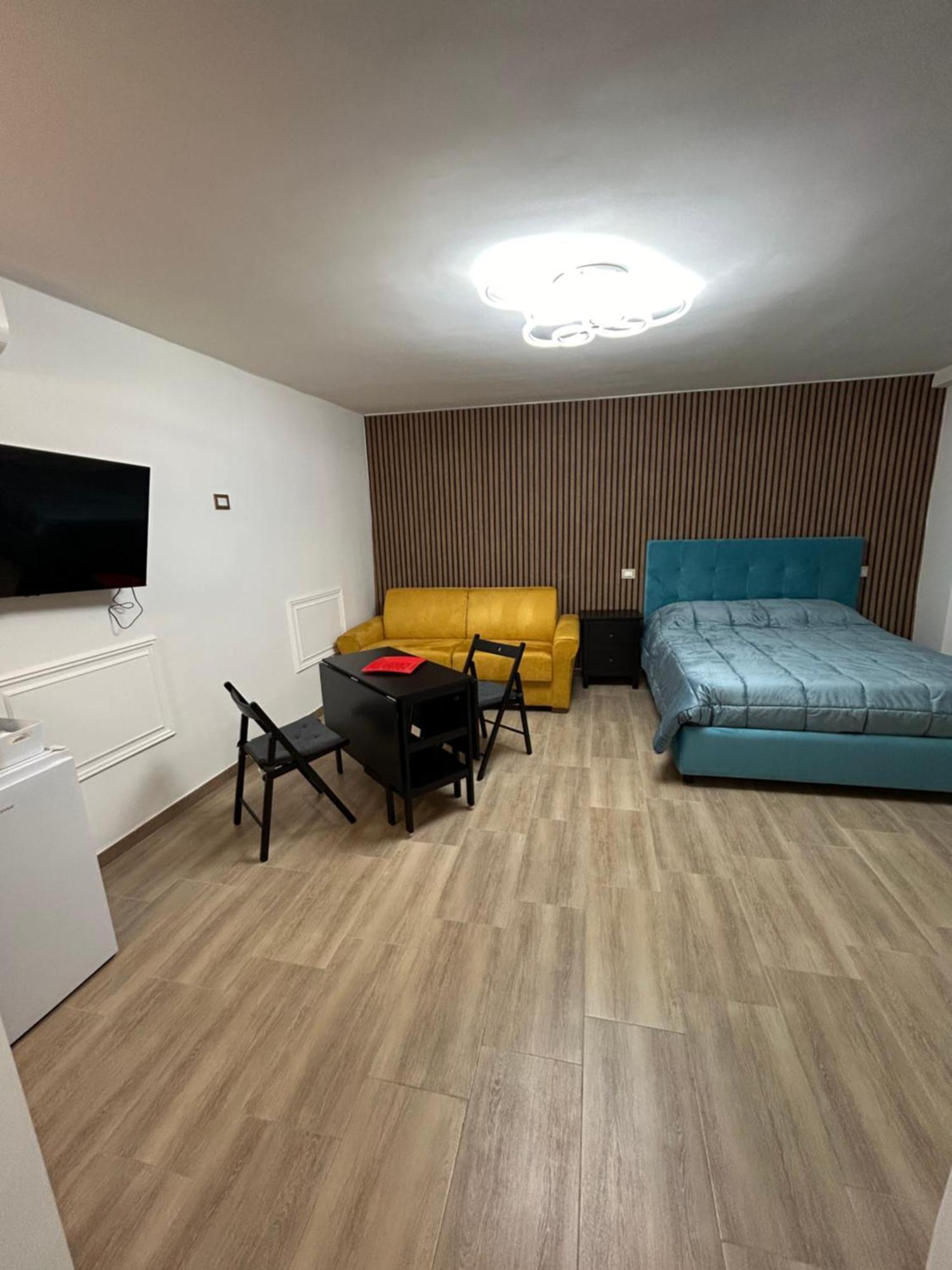 Apartamento Brother'S 50 Nápoles Exterior foto